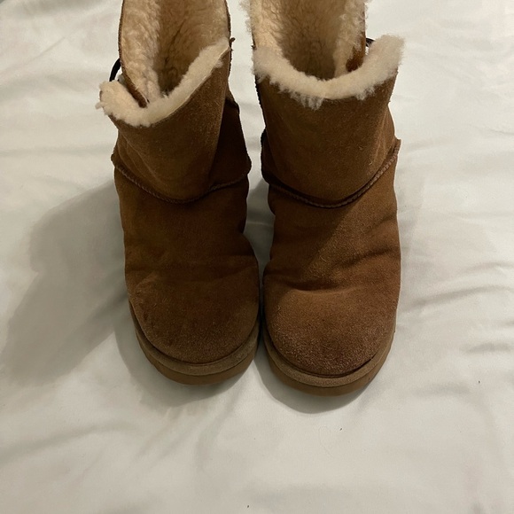 UGG Shoes - UGG Tan Shearling-Lined Winter Boots